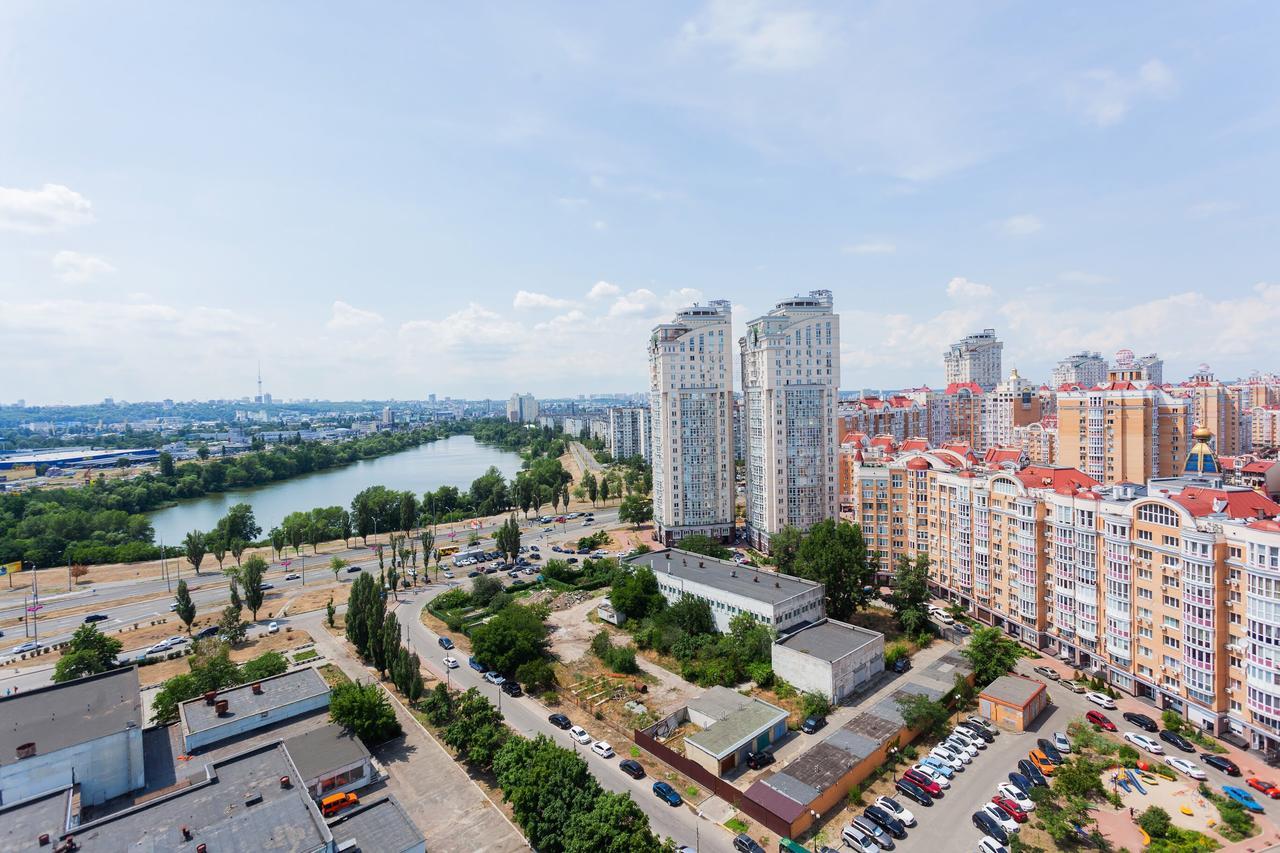 Stylish Views Apartments In The Parasol. Parus .Obolonskaya Embankment Kiev Ngoại thất bức ảnh