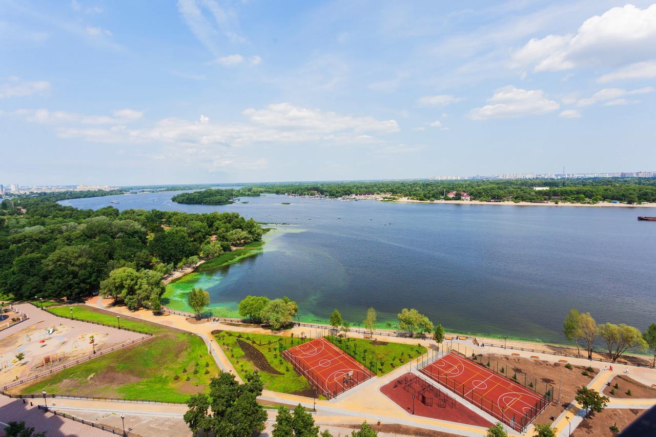 Stylish Views Apartments In The Parasol. Parus .Obolonskaya Embankment Kiev Ngoại thất bức ảnh